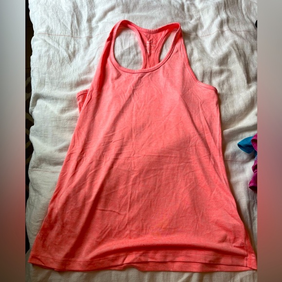 Nike Athletic Workout Pink Dri-Fit Tank Top - Picture 3 of 4